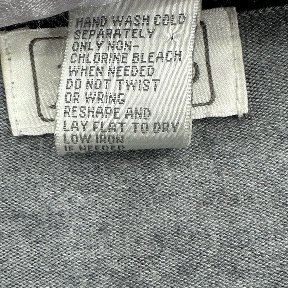 Foxcroft Longline Snow Leopard Print Cardigan Animal Print Sweater Size Large - Picture 6 of 6